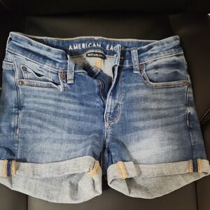 American Eagle Outfitters Women's Next Level Stretch Faded Blue Jean Shorts